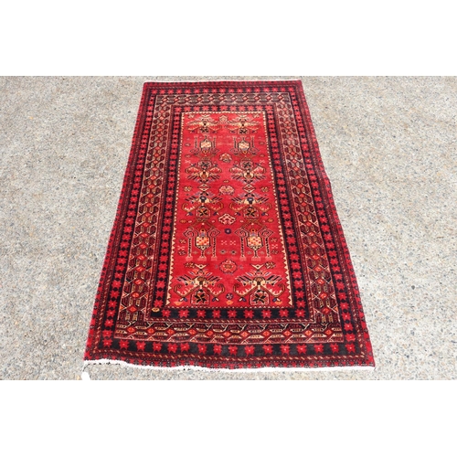 196 - Persian hand knotted Hamadan rug, approx 203cm x 111cm