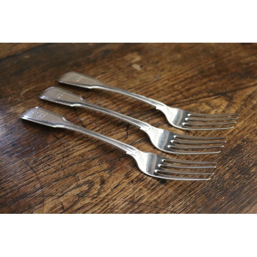 1335 - Three antique English sterling silver dessert forks, fiddle & thread pattern, marked for Exeter 1838... 
