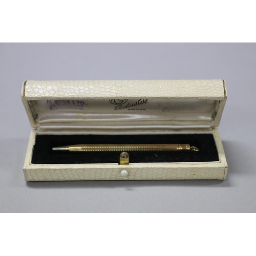 261 - Vintage Gold pen