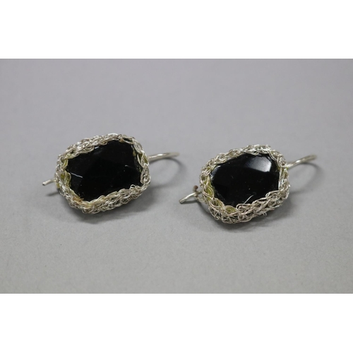 275 - Hand crochet sterling silver and onyx earrings