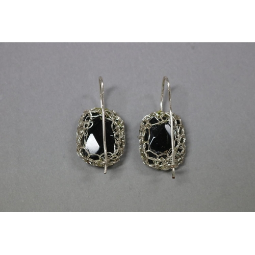 275 - Hand crochet sterling silver and onyx earrings