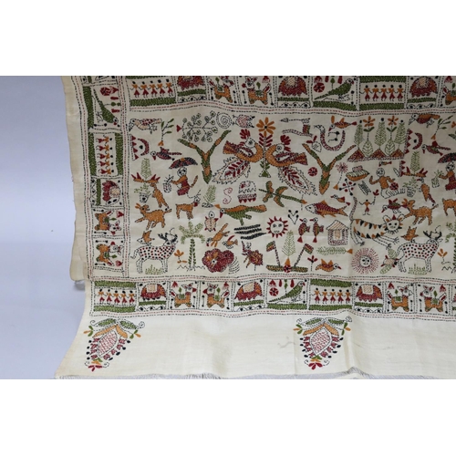 72 - Silk embroidered shawl, hand embroidered in cotton, kantha - Rajasthan animals and geometric design,... 