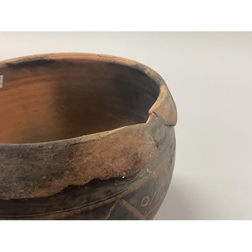 259 - Unknown maker- Terracotta cooking pot, approx 24cm Dia