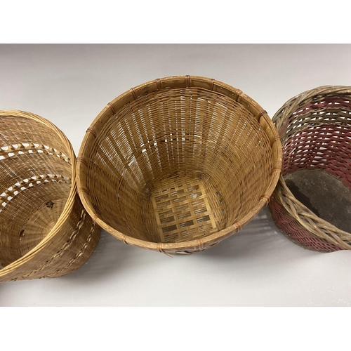 265 - Five hand woven baskets, approx 29cm H x 28cm Dia and smaller (5)