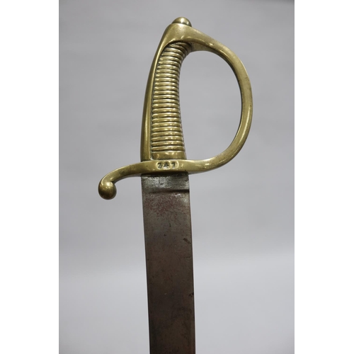 7 - Continental late 18th/early 19th century infantry hanger 73cm overall with 60cm heavy slightly curve... 