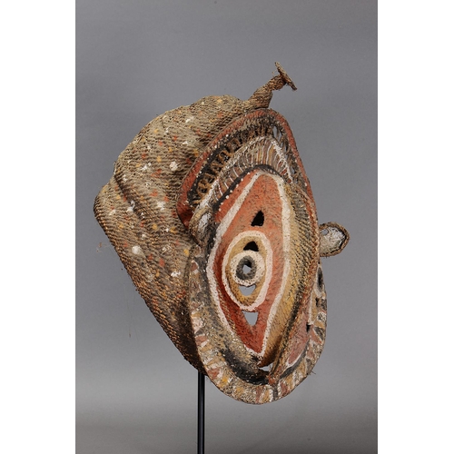 1021 - LARGE WOVEN MASK (BABA TAGWA) ABELAM PEOPLE, EAST SEPIK RIVER PROVINCE, PAPUA NEW GUINEA. Woven natu... 