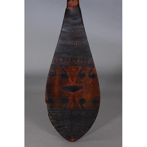 1034 - SUPERB CANOE PADDLE, NGGAO DISTRICT, SANTA YSABEL, SOLOMON ISLANDS. Carved hardwood and natural pigm... 