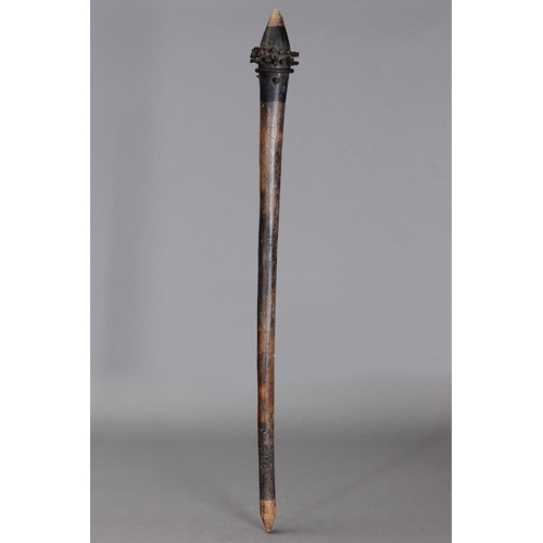 1054 - FINE EARLY LARGE NAIL-HEADED FIGHTING CLUB, NORTH-EAST QUEENSLAND. Carved and engraved hardwood with... 