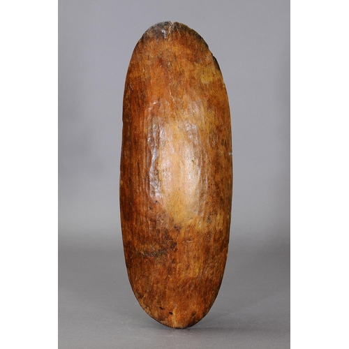 1072 - FINE EARLY COOLAMON, WESTERN AUSTRALIA. Carved and engraved hardwood. Approx L50.5 x 18.5cm. PROVENA... 