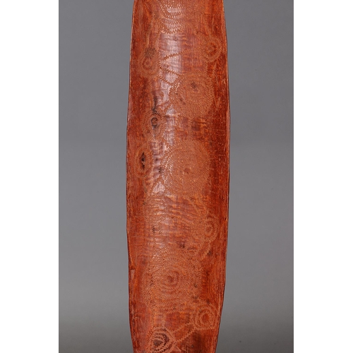 1076 - SUPERB FINE EARLY INCISED SPEAR THROWER (WOOMERA), CENTRAL AUSTRALIA, NORTHERN TERRITORY. Carved and... 