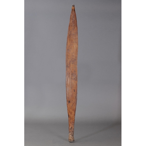 1089 - EARLY SPEAR THROWER (WOOMERA), WESTERN AUSTRALIA. Carved hardwood, spinifex resin and natural pigmen... 