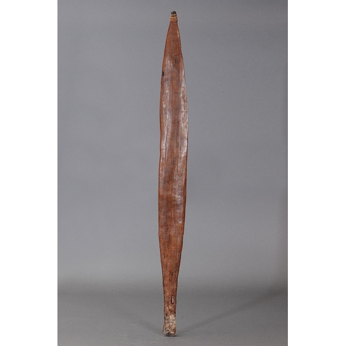 1089 - EARLY SPEAR THROWER (WOOMERA), WESTERN AUSTRALIA. Carved hardwood, spinifex resin and natural pigmen... 