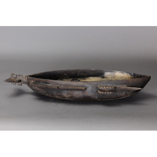 1125 - HUON GULF ICHTHYOMORPHIC BOWL, TAMI ISLANDS. Carved and engraved hardwood. Approx L62 x 28cm. PROVEN... 