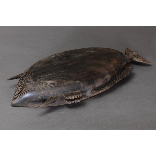 1125 - HUON GULF ICHTHYOMORPHIC BOWL, TAMI ISLANDS. Carved and engraved hardwood. Approx L62 x 28cm. PROVEN... 