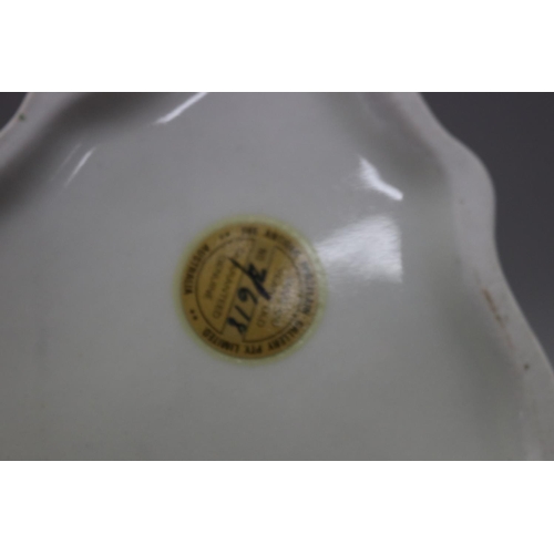 80 - Antique late 18th century Newhall tea pot, with label for the Australian antique porcelain gallery, ... 