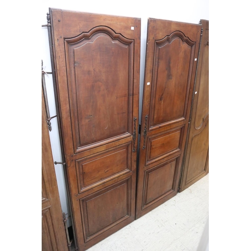 3129 - Pair of antique French Louis XIII style doors (office use:A095.244), each approx 175cm H x 61cm W (2... 