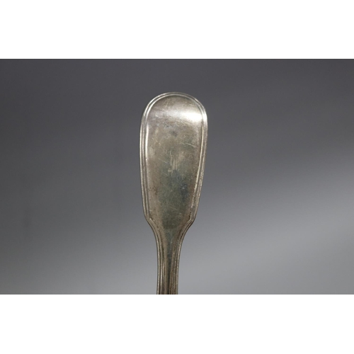 133 - Antique Victorian hallmarked sterling silver Fiddle and thread ladle, London 1841-42, William Eaton,... 