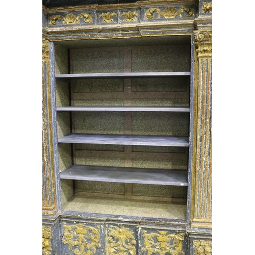 99 - Impressive antique 18th century Italian baroque open bookcase. Of architectural form, applied all ov... 