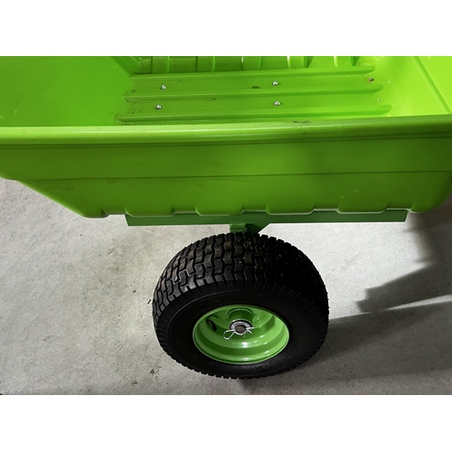 55 - New mower tipping trailer