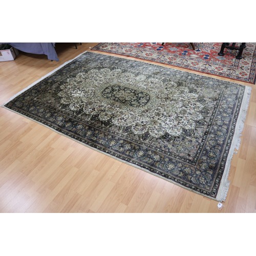 235 - Fine quality Pakistan Isfahan hand knotted carpet, silk on cotton, with certificate (in office), app... 