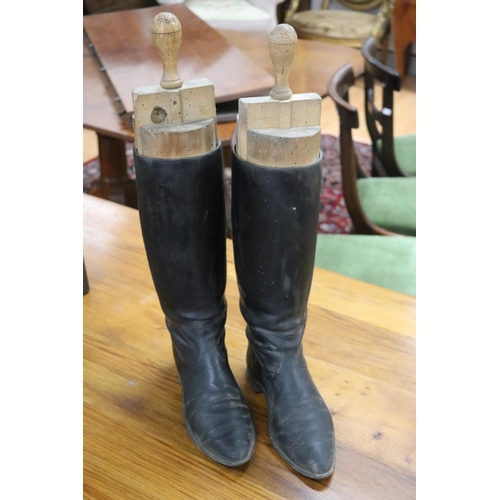 98 - Pair of antique French leather boots with wooden stretchers, each approx 54cm H (2)