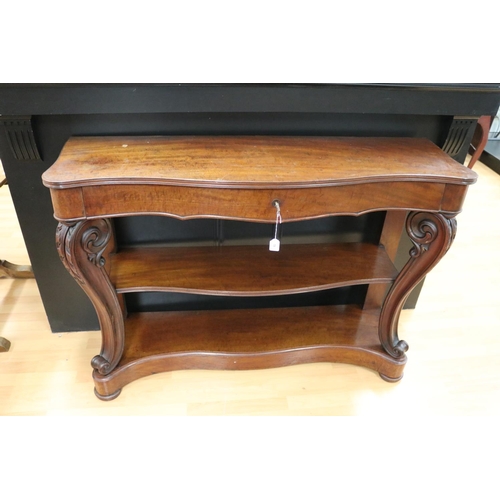 78 - Antique French mahogany serpentine front console, fitted with a single long drawer, shelf below, app... 
