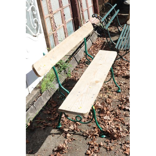 485 - French cast iron & wood garden bench, approx 150cm W