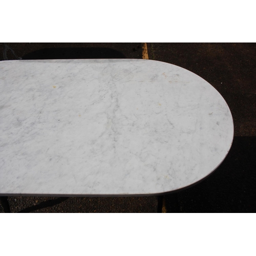 477 - French white marble topped D end iron based bistro table, approx 71cm H x 121cm W x 65cm D