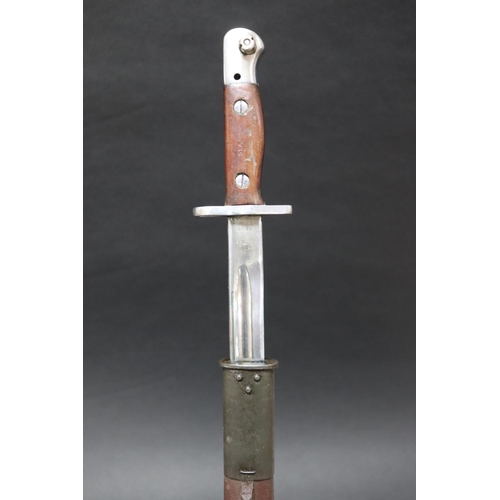 18 - Australian Pattern 1907 bayonet and scabbard of WW2 date (Kiesling 319). Plated for parade use. An e... 