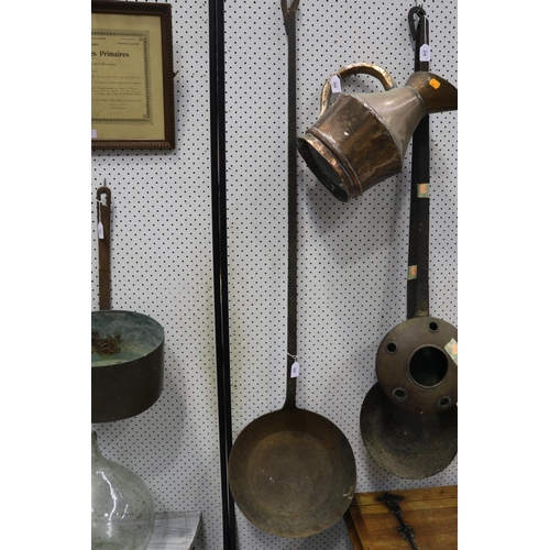 268 - French long handled pan, approx 142cm L