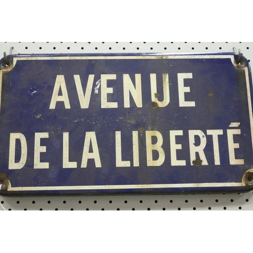 317 - French enamel sign - Avenue de la Liberte, approx 25cm x 45cm