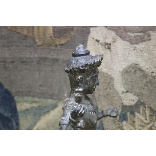 182 - Large and finely cast bronze of Vishnu riding Garuda, 11-12th Century, Khmer Empire / Angkor Wat. Ac... 