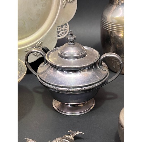 74 - Assortment of silver plate to include fish form pepper and salts, jug etc, approx 18cm H and smaller