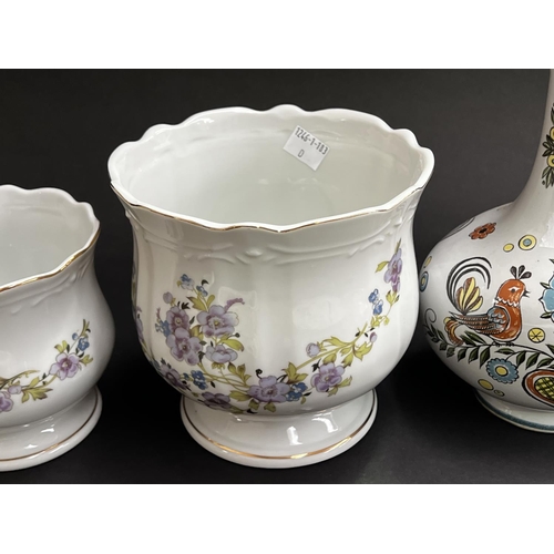 163 - A group lot of porcelain, approx 25cm H and shorter