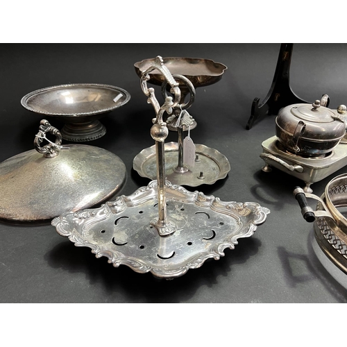 178 - Assortment of silver plate to include comports trays etc, approx 31cm Dia and smaller