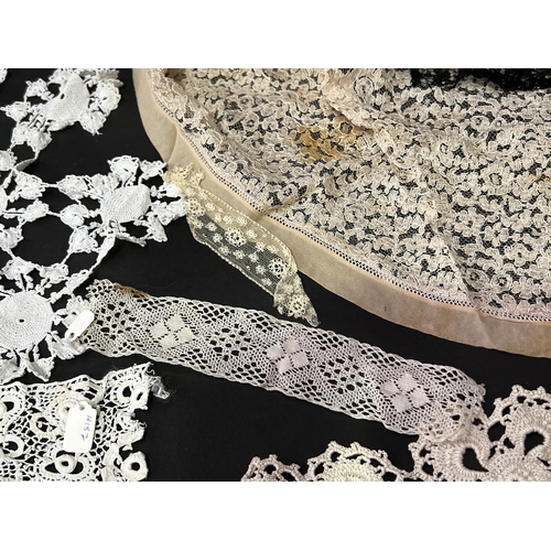 218 - Assortment of a Irish and other lace etc (No measurements for this lot) (8)