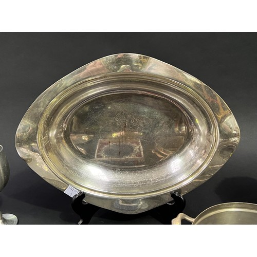 287 - Assortment of silver plate to include an Elkington sugar nip, approx 33cm W and smaller