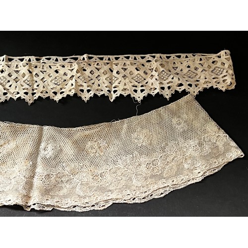 201 - Antique and vintage lace (No measurements for this lot)