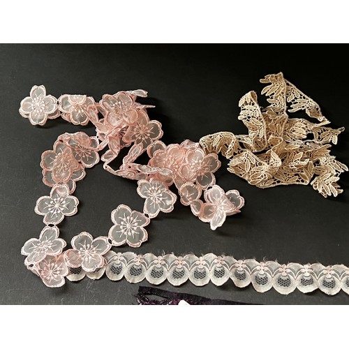 204 - Antique and vintage lace and enhancers (No measurements for this lot)