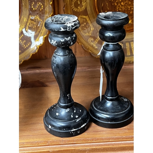 274 - Tortoise shell lidded jar, a pair of ebony candlesticks and bowl, approx 14cm H and shorter