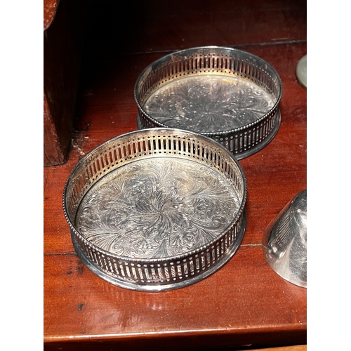 285 - Assortment of silver plate to include: bottle coasters, approx 20cm H and shorter