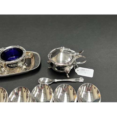 302 - Assortment of silver plate to include cruet set, Kings pattern Christening set etc