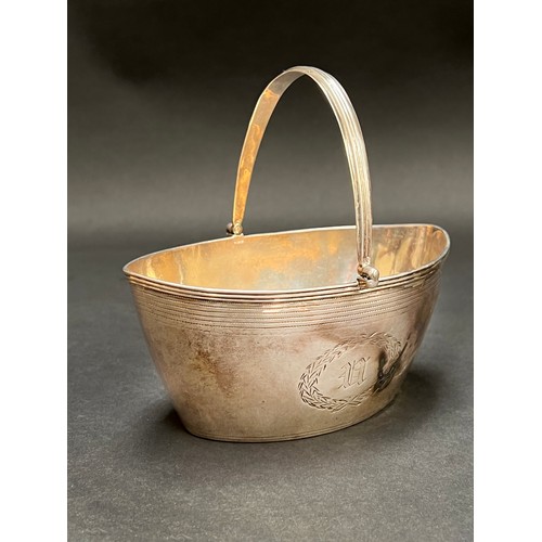 2 - Antique George III sterling silver swing handle pail / basket, marked for London 1799-1800, approx 1... 