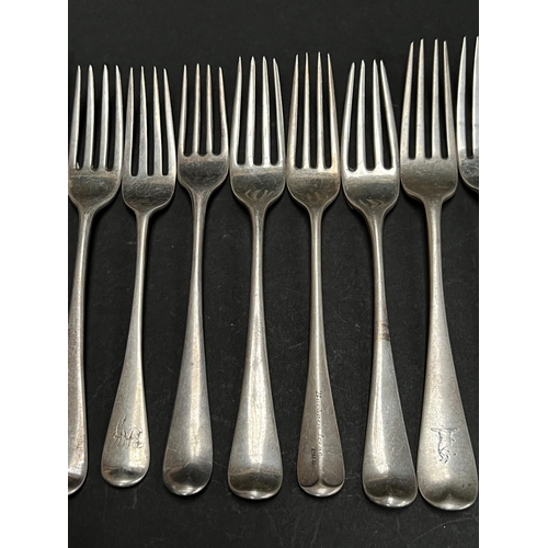 20 - Assortment of mixed antique hallmarked sterling silver forks, Georgian and Victorian, London and Edi... 