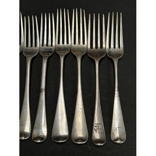 20 - Assortment of mixed antique hallmarked sterling silver forks, Georgian and Victorian, London and Edi... 