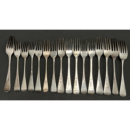 20 - Assortment of mixed antique hallmarked sterling silver forks, Georgian and Victorian, London and Edi... 