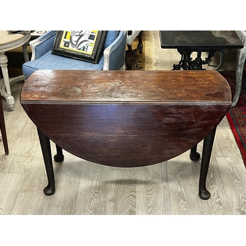 102 - Antique English George III Cuban mahogany drop side table, approx 71cm H x 120cm Dia with side up