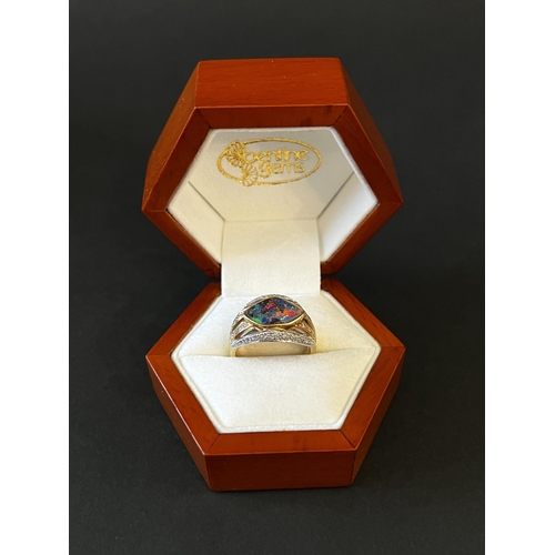 133 - 18kt White and Yellow Gold Ring featuring large natural Boulder Opal (2.88 cts) and Natural Diamonds... 