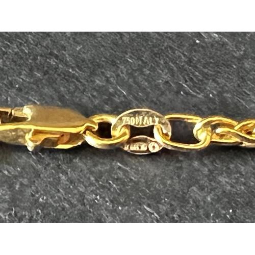 150 - 18kt Italian Gold Spiga Chain, approx 44cm Length and approx total weight 10 grams.