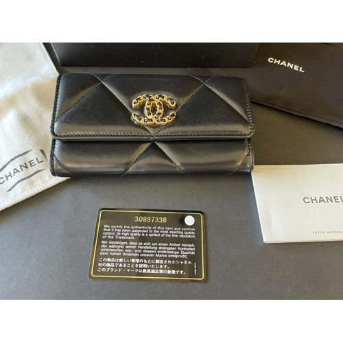 165 - New & Unused Chanel lambskin CC 2019 Quilted Leather Flap Wallet Black with Leather and Goldtone  Ch... 